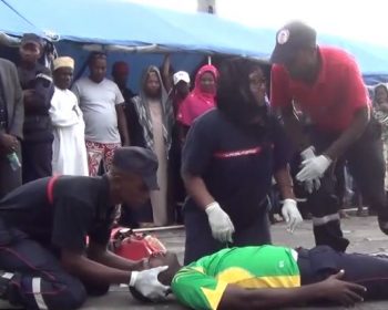 Tenues de pompiers pour les Comores