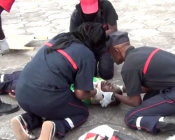 Tenues de pompiers pour les Comores